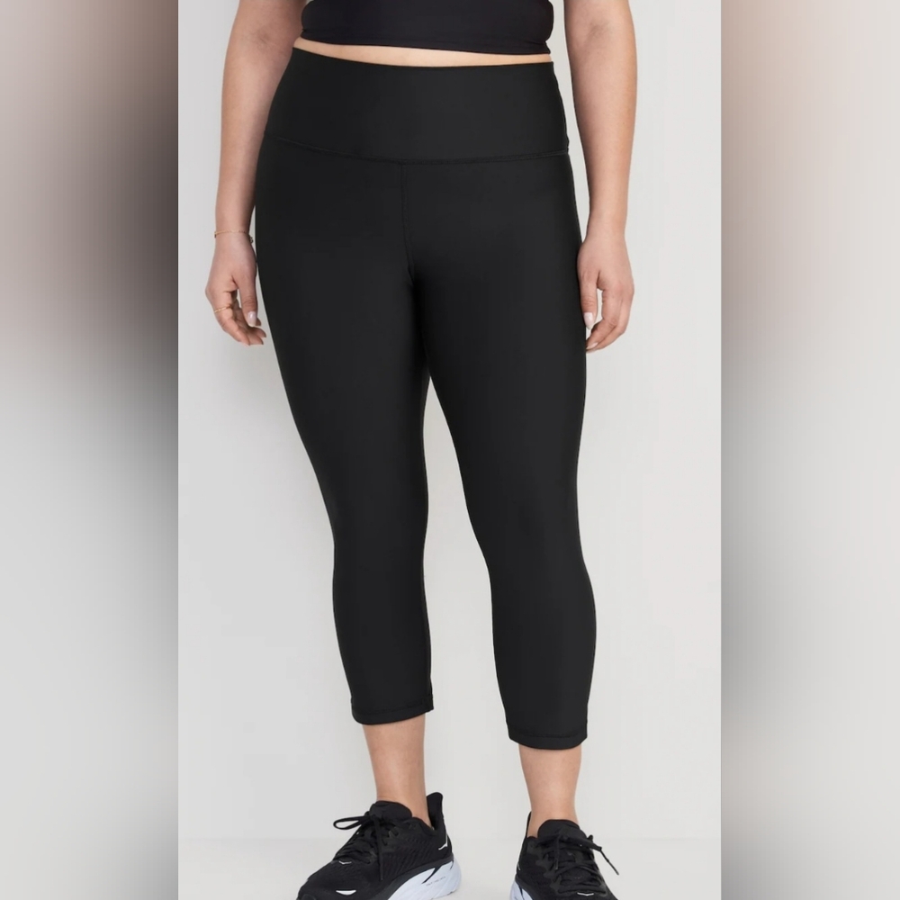 Old Navy High-Waisted PowerSoft Crop Leggings NWOT